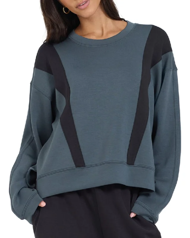 Vintage Havana Colorblock Cloud Fleece Insert Crew Top Polished Women's Silk