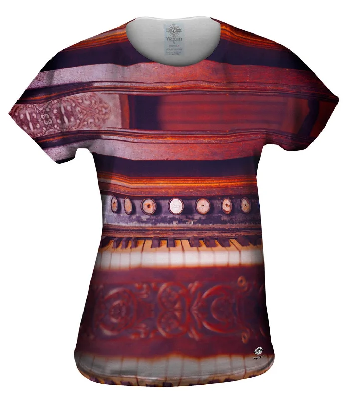 Old Rustic Organ Piano Refined Women's 