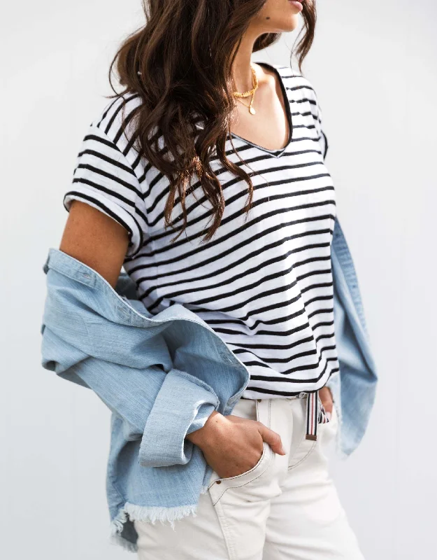 Original V Neck T-Shirt - Black/White Stripe performance