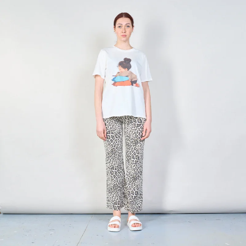 Cozy girl graphic t-shirt with relaxed fit wholesale Practical Women's Multi - 