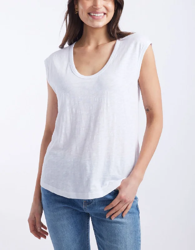 Cali Scoop Tank - White Sophisticated Women's Tailored