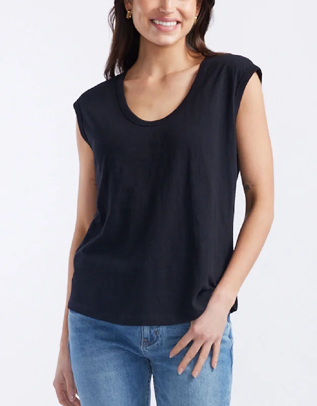 Cali Scoop Tank - Black Vintage Women's 1970S 