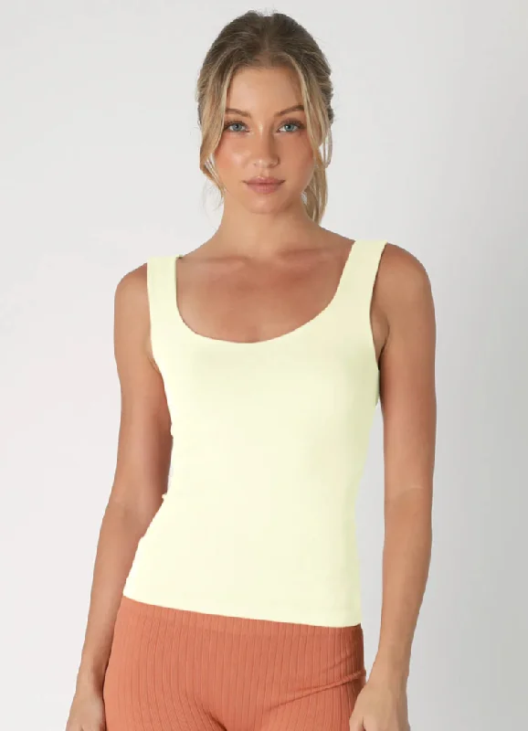 Clean Line Sweet Heart Tank Feminine Women's Style 