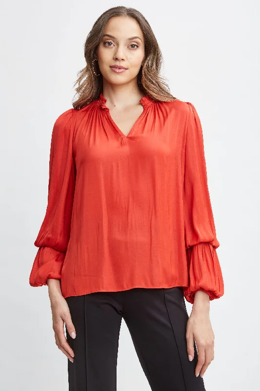 T-Tahari Airflow Split Shirt Hip Women's Urban