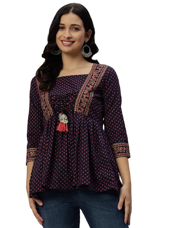 Cotton Printed Regular Top performance