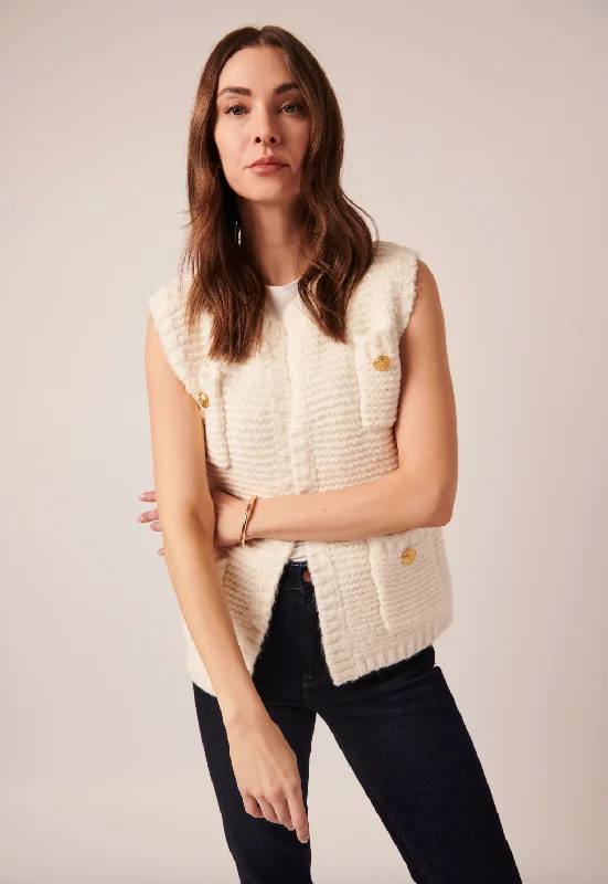 Apple Knit Vest - White Vacation