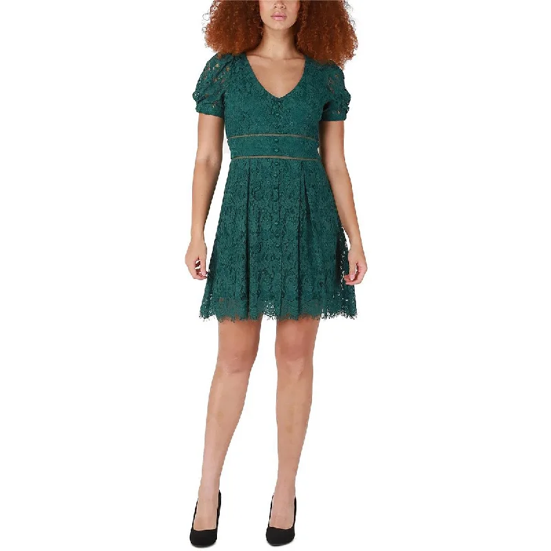 Black Tape_ Womens Lace Knee Length Cocktail and Party Dress Hip Women's Retro