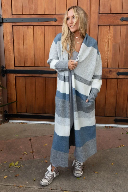 The Nest So Cozy Oversized Striped Knit Duster - Blue Multi garde
