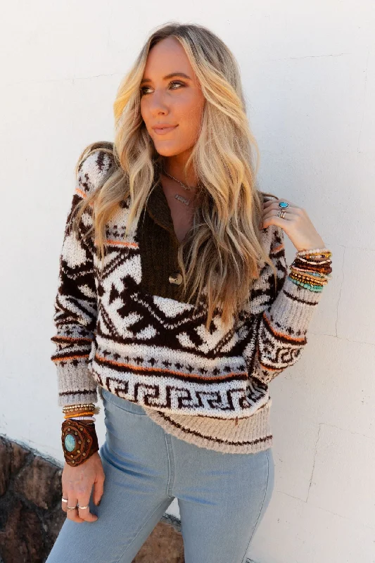 Tayanna Turtleneck Sweater - Brown Geometric