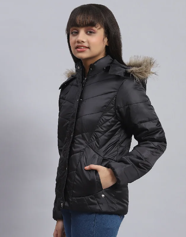 Girls Black Solid Hooded Full Sleeve Girls Jacket Women