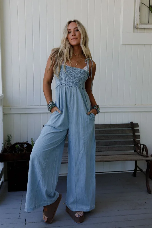 The Nest Last Call Smocked Jumpsuit - Light Wash Dynamic Women's Moto