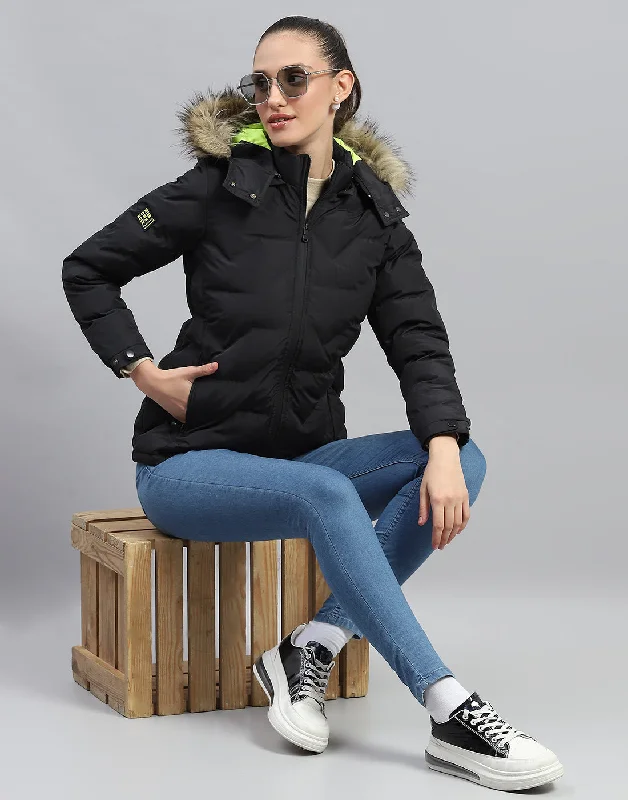 Women Black Solid Hooded Full Sleeve Jacket Laid - back Women's Vibe